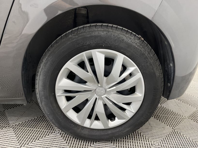 PEUGEOT 208 2020 - Photo n°16