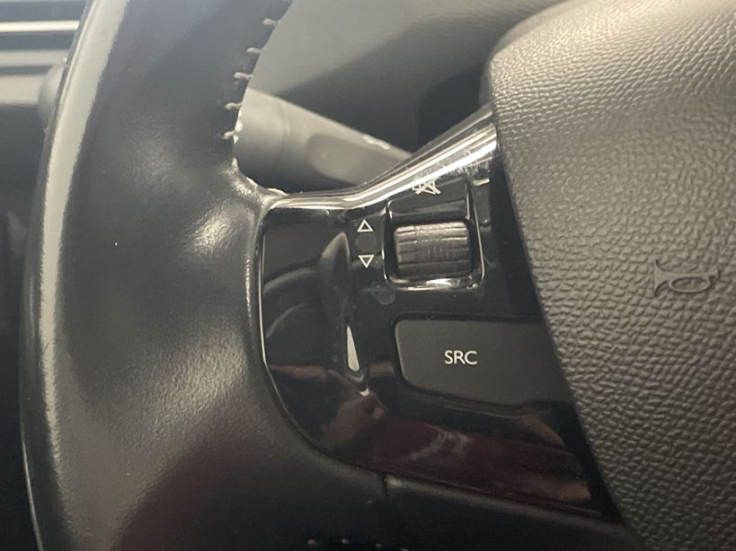 PEUGEOT 308 SW 2020 - Photo n°13