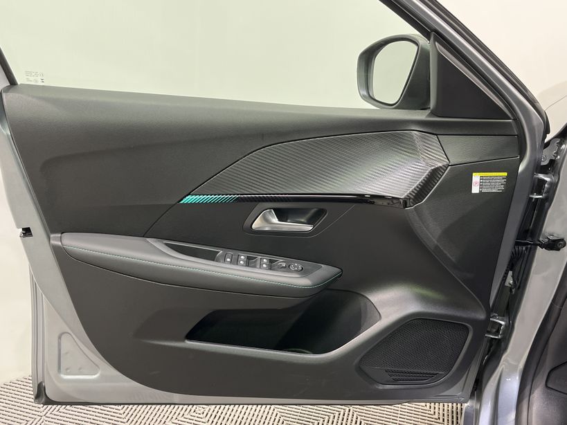 PEUGEOT 208 2023 - Photo n°30