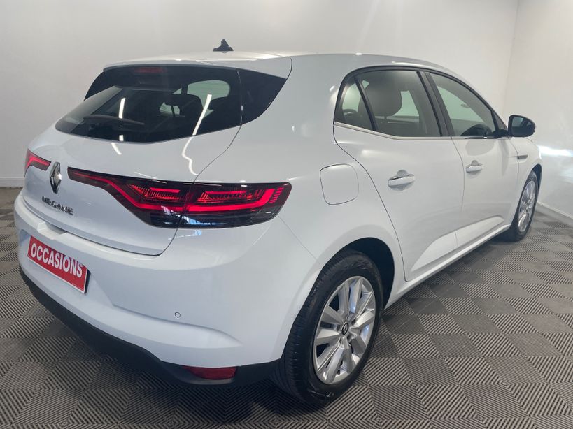 RENAULT MEGANE IV BERLINE 2021 - Photo n°6