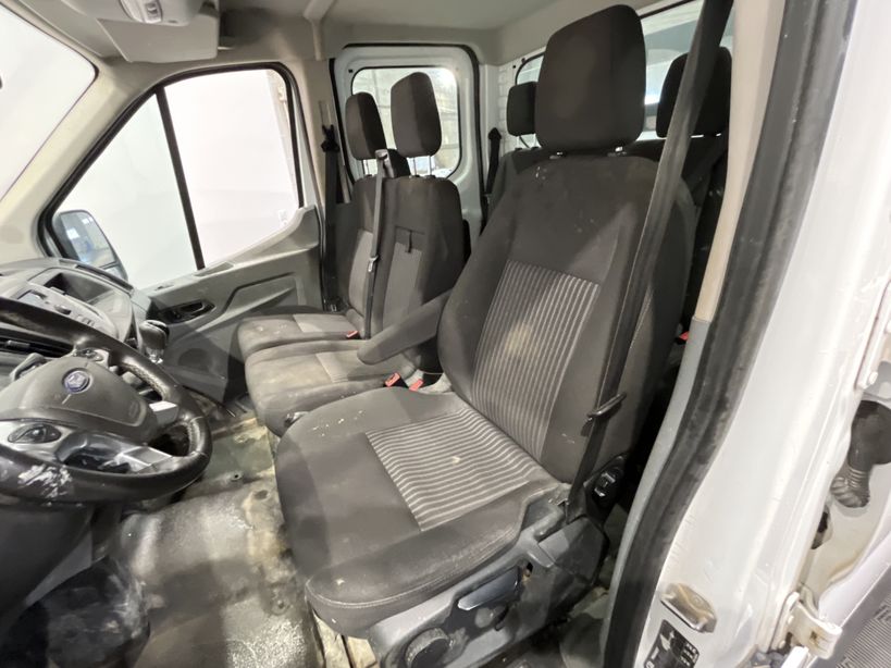FORD TRANSIT CHASSIS DOUBLE CABINE 2019 - Photo n°5