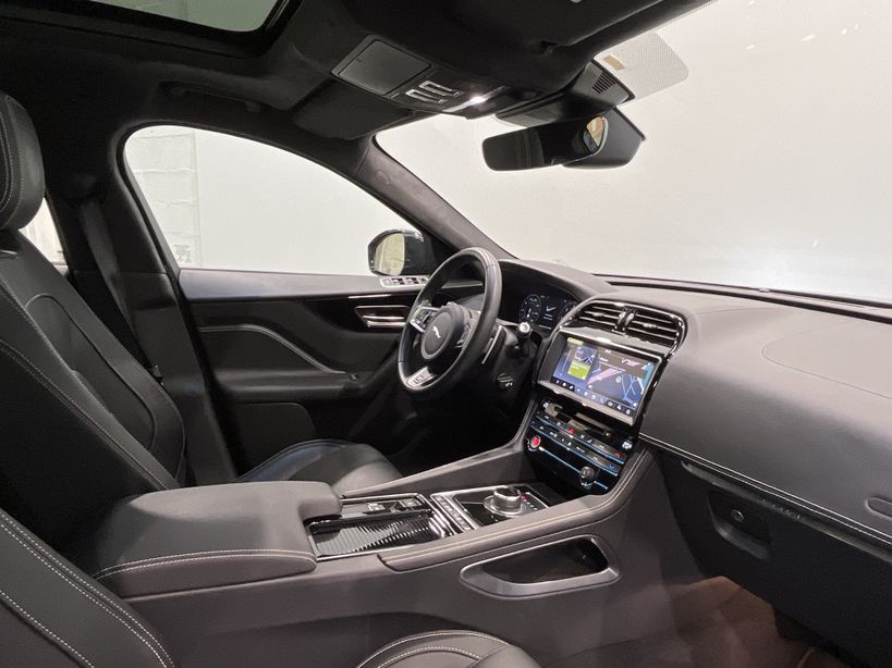 JAGUAR F PACE 2019 - Photo n°22