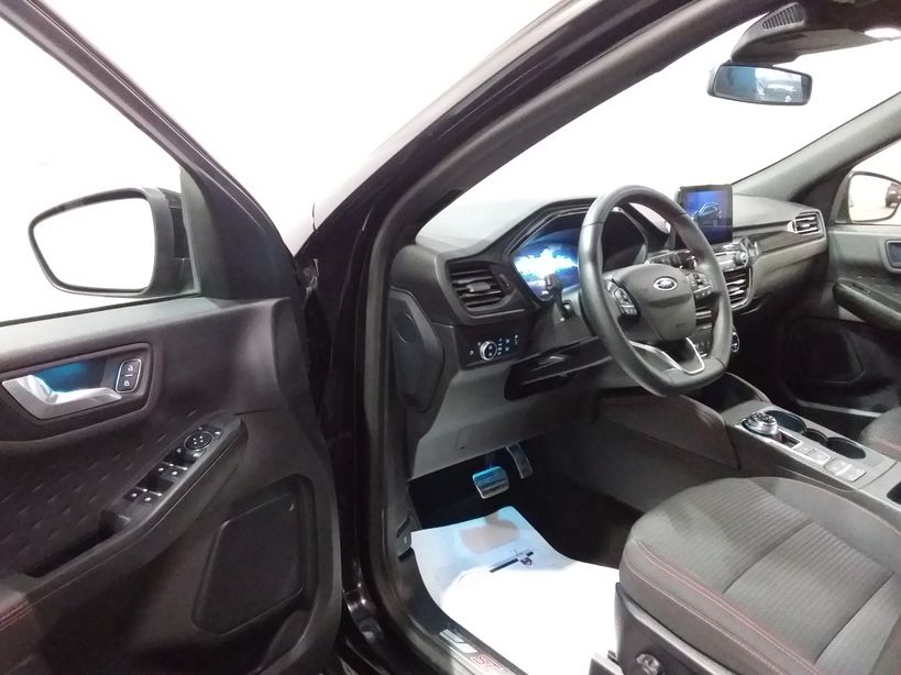 FORD KUGA 2021 - Photo n°11