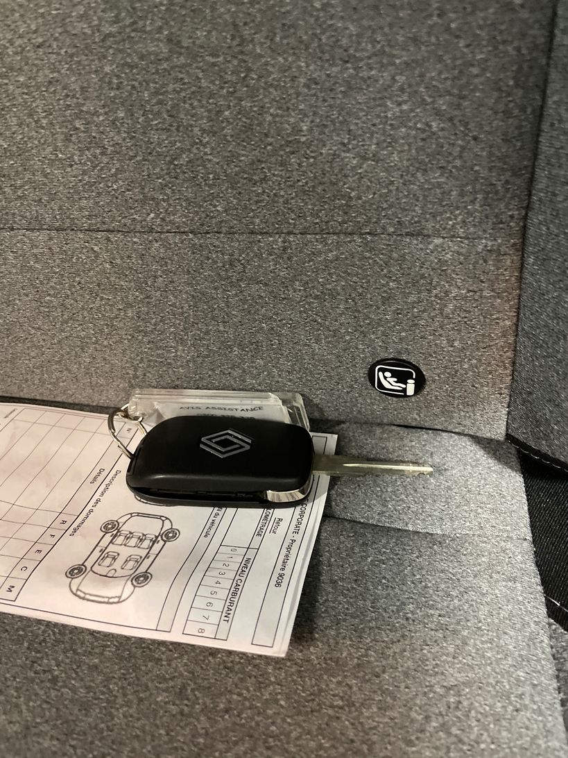 RENAULT CLIO V 2024 - Photo n°5