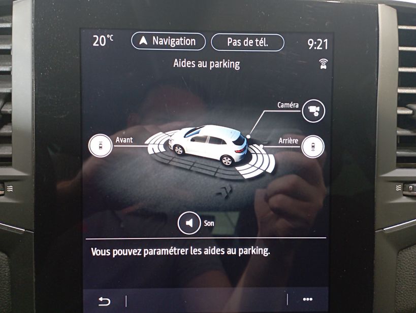 RENAULT MEGANE IV BERLINE 2021 - Photo n°20