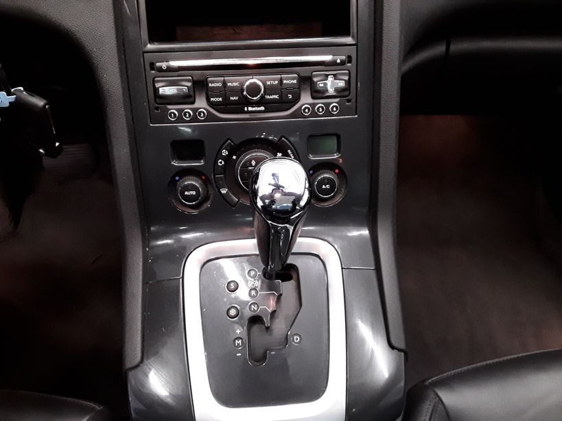 PEUGEOT 5008 2015 - Photo n°15