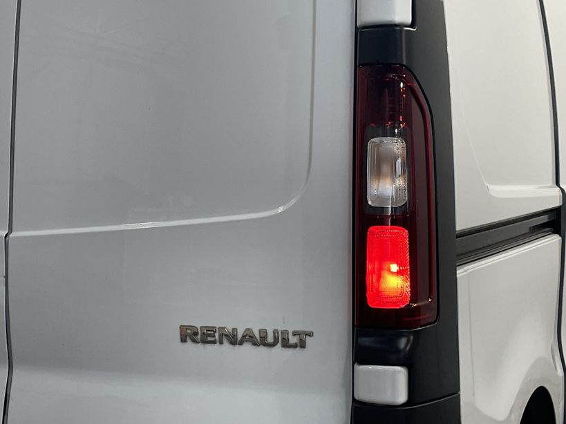 RENAULT TRAFIC FOURGON 2020 - Photo n°8
