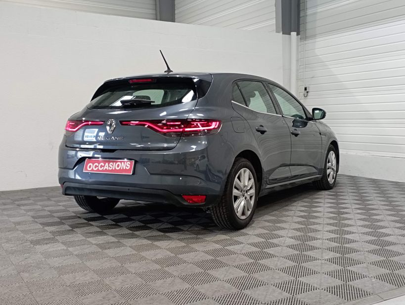 RENAULT MEGANE IV BERLINE 2021 - Photo n°6