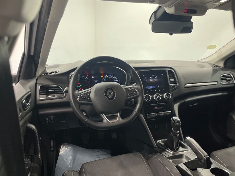 RENAULT MEGANE IV ESTATE 2022 - Photo n°32