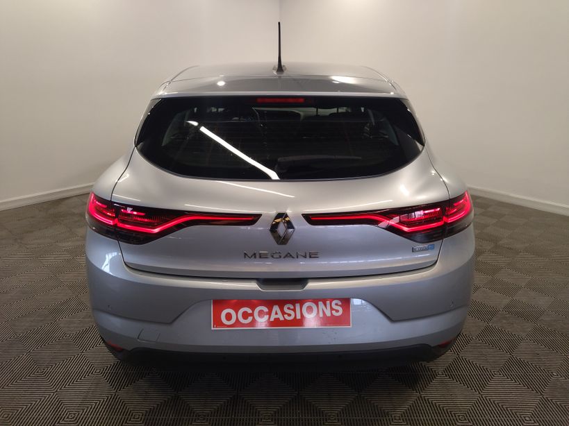 RENAULT MEGANE IV BERLINE 2021 - Photo n°4
