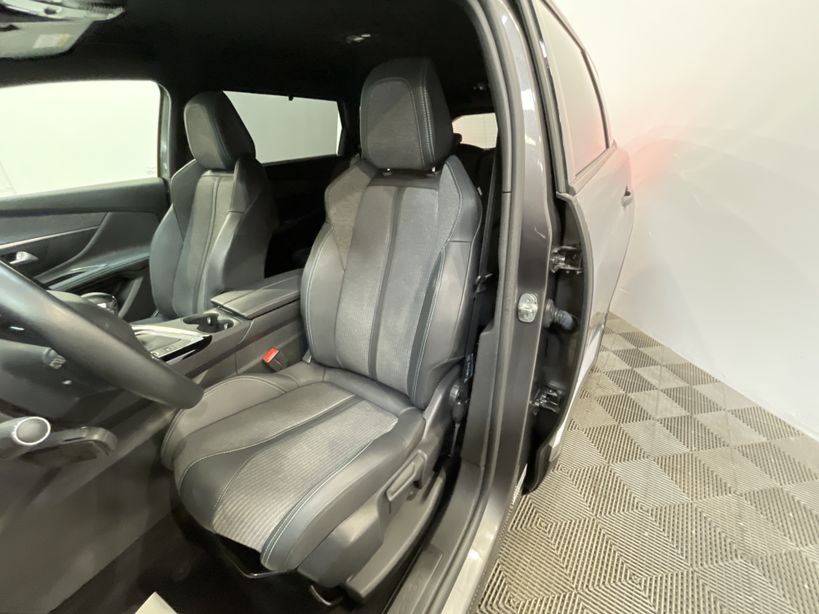 PEUGEOT 5008 2023 - Photo n°8