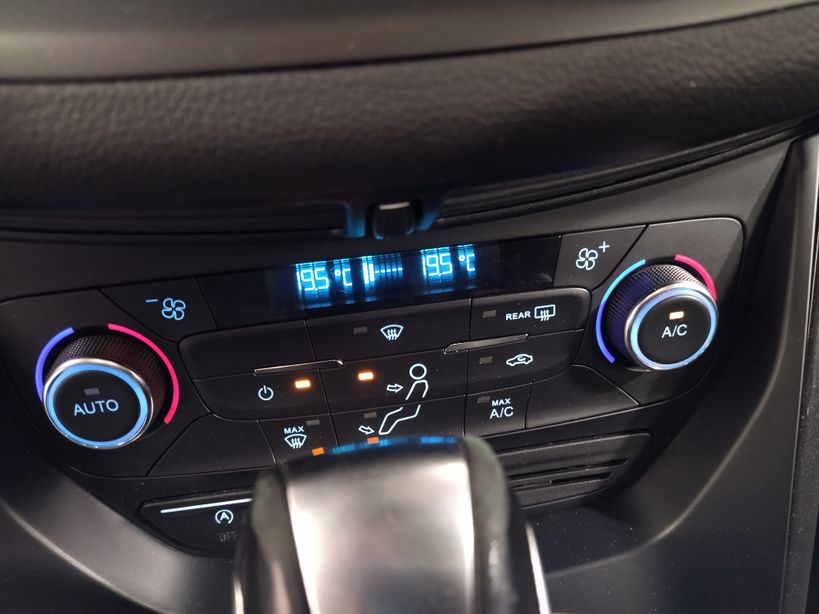 FORD KUGA 2018 - Photo n°14