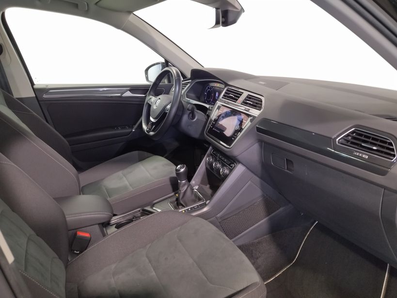 VOLKSWAGEN TIGUAN 2018 - Photo n°8