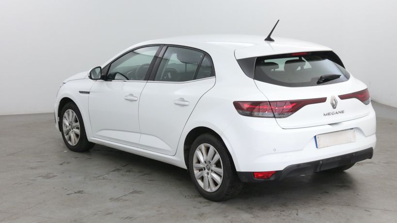 RENAULT MEGANE IV BERLINE 2021 - Photo n°3