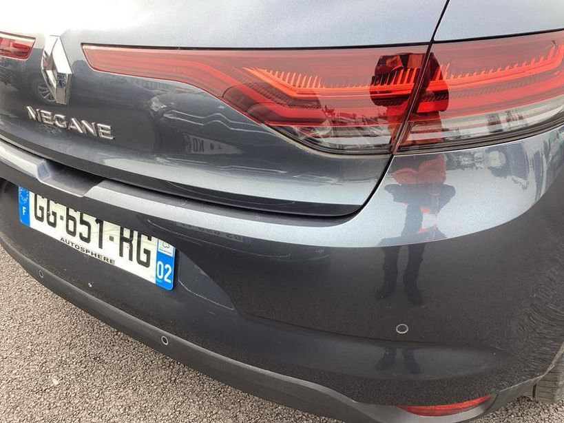 RENAULT MEGANE IV BERLINE 2022 - Photo n°2