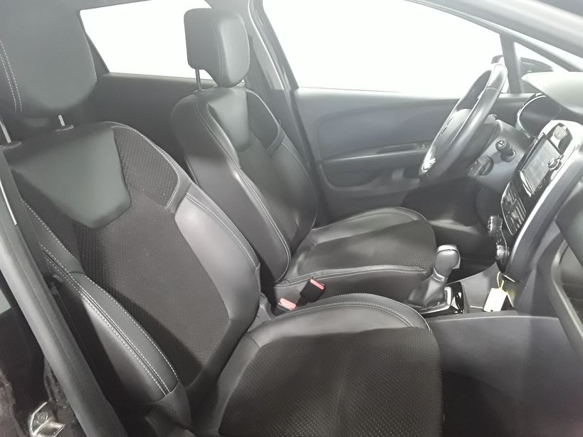 RENAULT CLIO IV ESTATE 2018 - Photo n°9