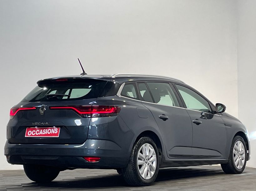RENAULT MEGANE IV ESTATE 2022 - Photo n°3