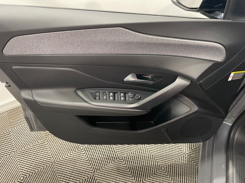 PEUGEOT 308 2024 - Photo n°10