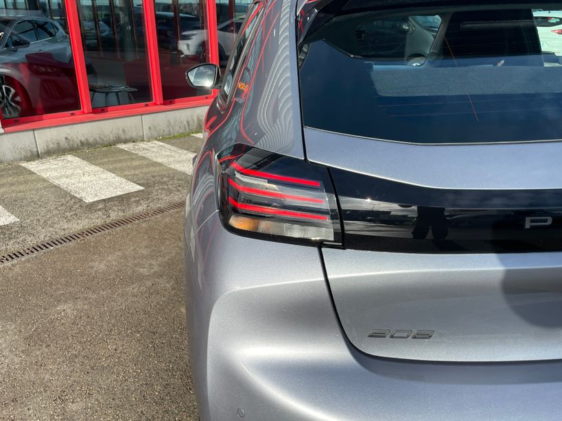 PEUGEOT 208 2025 - Photo n°8