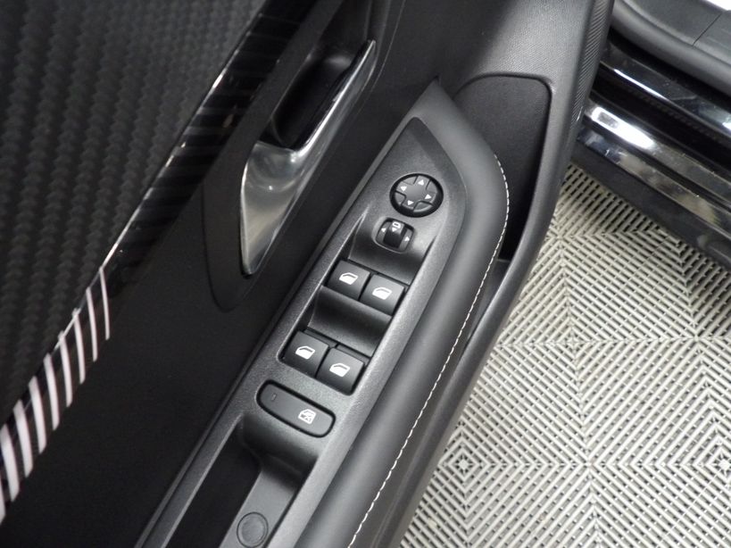 PEUGEOT 208 2024 - Photo n°15