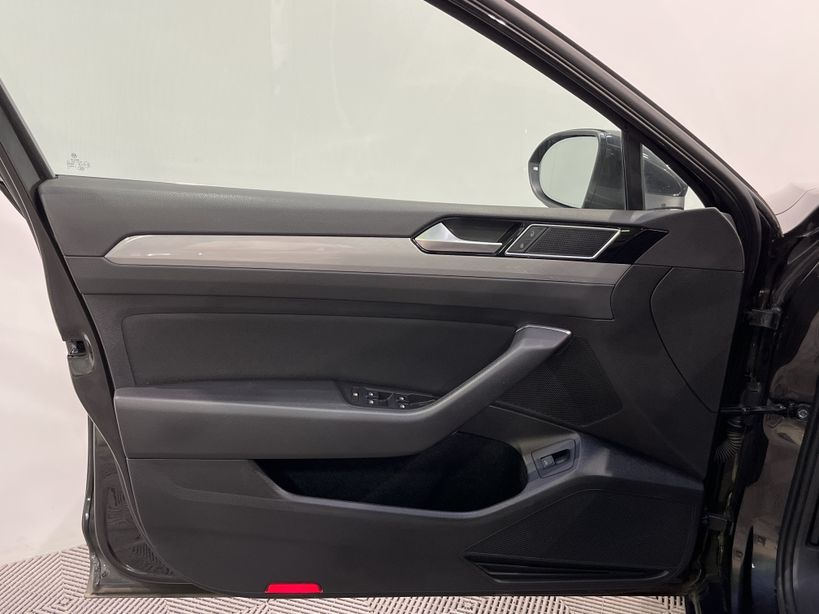 VOLKSWAGEN PASSAT BUSINESS 2019 - Photo n°34