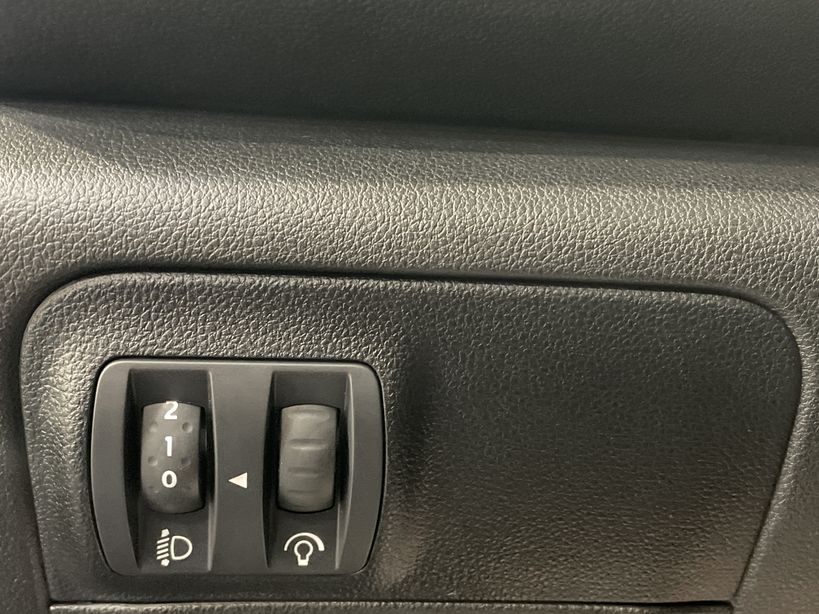 RENAULT MEGANE IV ESTATE 2020 - Photo n°35