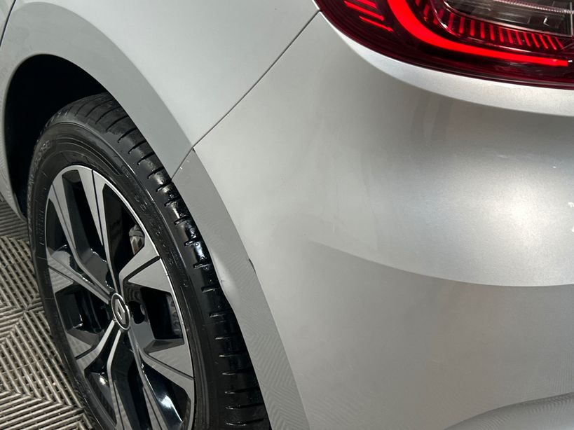 RENAULT CLIO V 2022 - Photo n°4