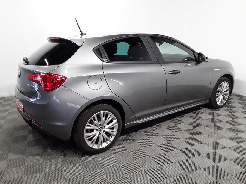 ALFA ROMEO GIULIETTA SERIE 2 2018 - Photo n°3