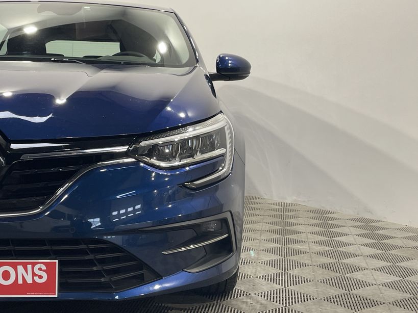 RENAULT MEGANE IV BERLINE 2021 - Photo n°7