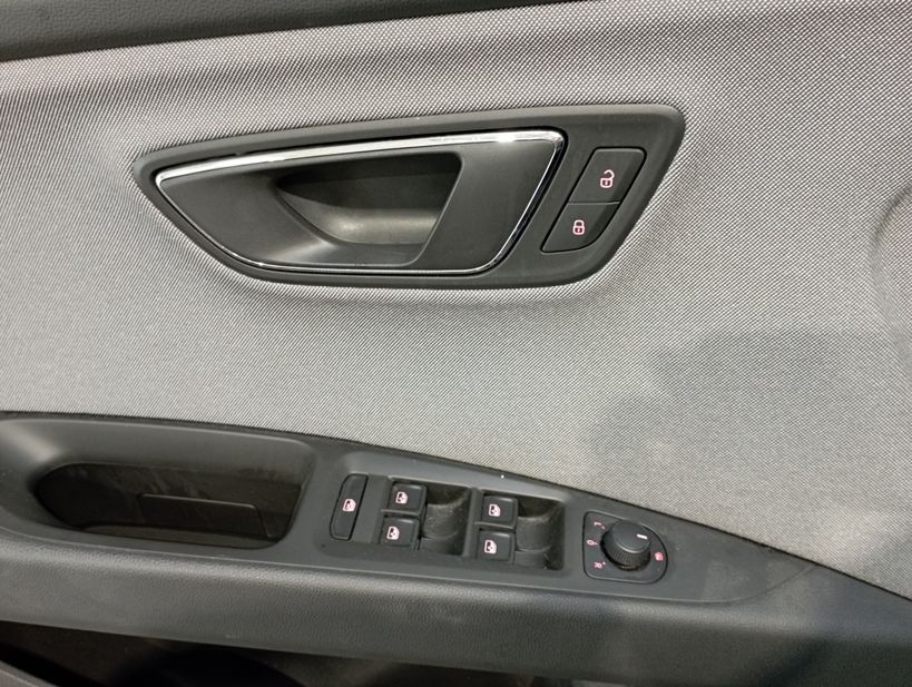 SEAT LEON SPORTSTOURER 2020 - Photo n°25
