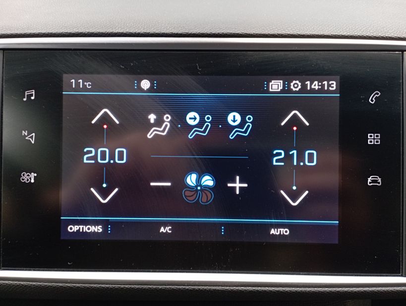 PEUGEOT 308 2020 - Photo n°18