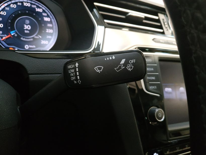 VOLKSWAGEN PASSAT 2015 - Photo n°30