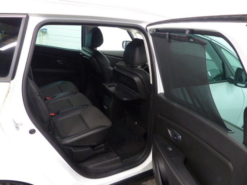 RENAULT GRAND SCENIC IV 2017 - Photo n°7