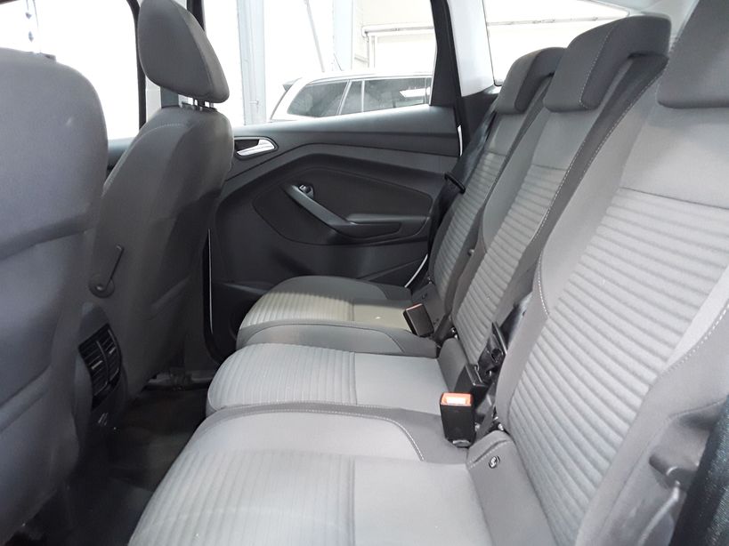 FORD C-MAX 2017 - Photo n°8