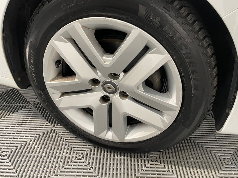 RENAULT CLIO V 2020 - Photo n°6