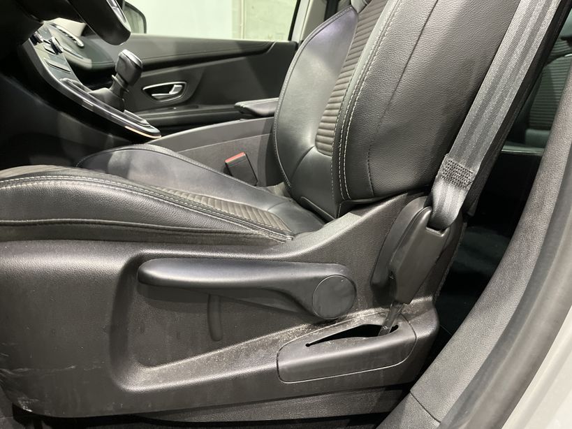 RENAULT GRAND SCENIC IV 2020 - Photo n°36