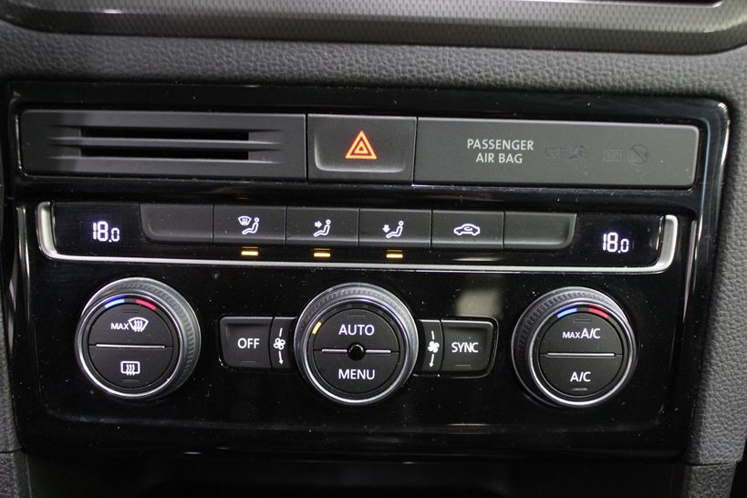 VOLKSWAGEN GOLF SPORTSVAN BUSINESS 2019 - Photo n°21