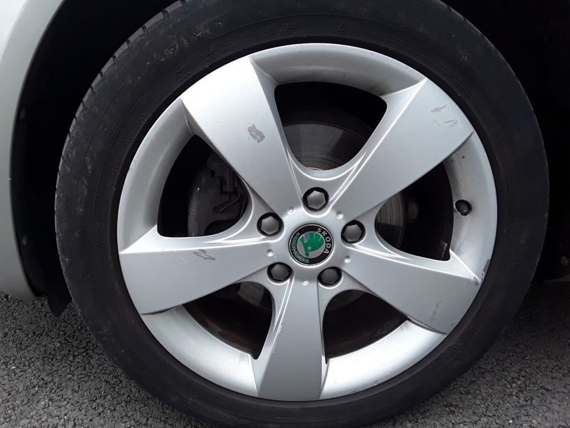 SKODA OCTAVIA COMBI 2012 - Photo n°3