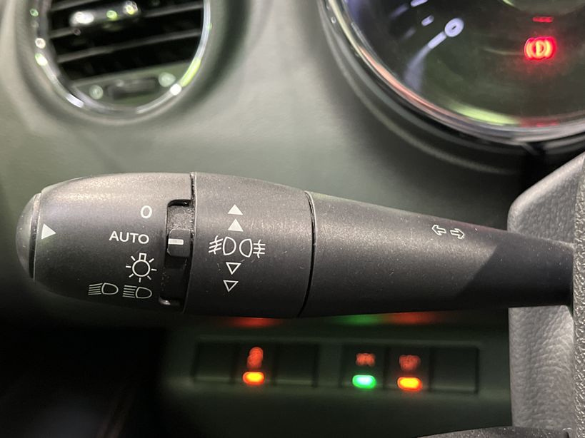 PEUGEOT 3008 2015 - Photo n°23