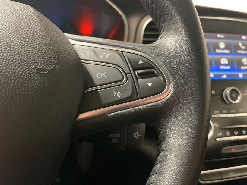 RENAULT MEGANE IV BERLINE BUSINESS 2020 - Photo n°20