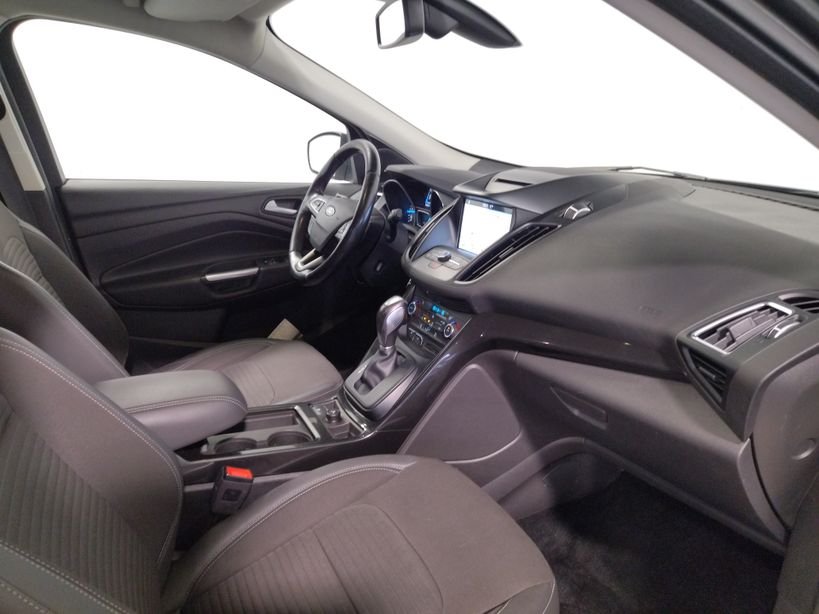 FORD KUGA 2018 - Photo n°8