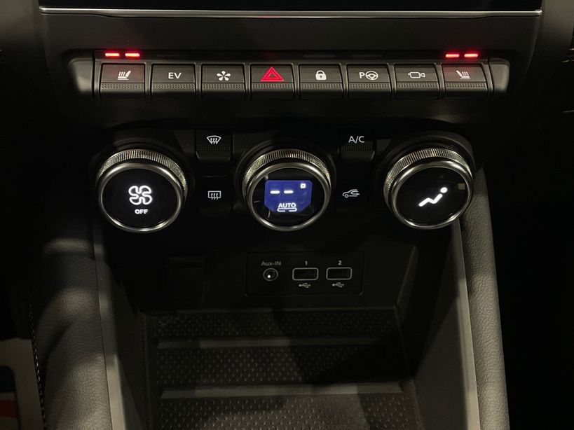 RENAULT CAPTUR 2023 - Photo n°18