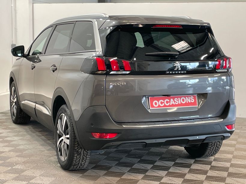 PEUGEOT 5008 2023 - Photo n°6