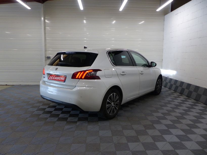 PEUGEOT 308 2020 - Photo n°4