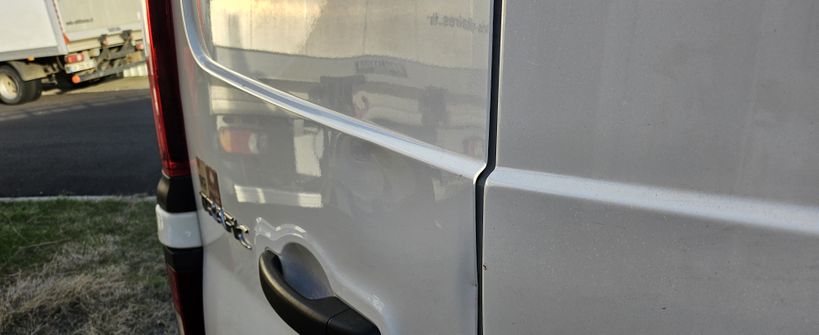 RENAULT TRAFIC FOURGON 2019 - Photo n°13