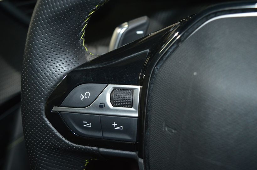 PEUGEOT 208 2020 - Photo n°25