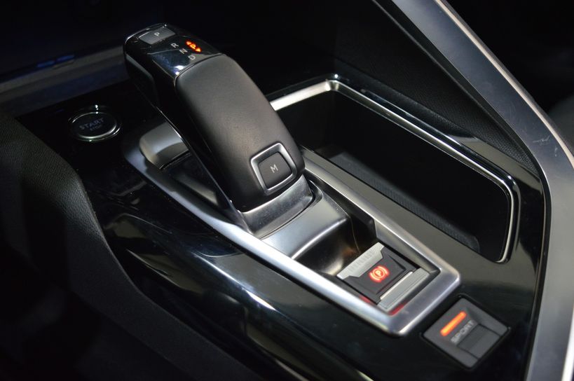 PEUGEOT 5008 2018 - Photo n°22