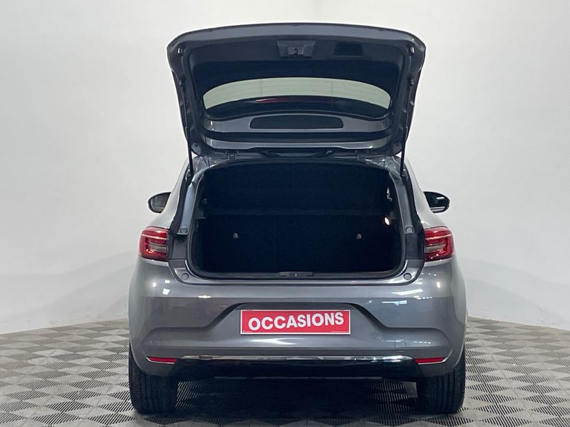 RENAULT CLIO V 2023 - Photo n°50