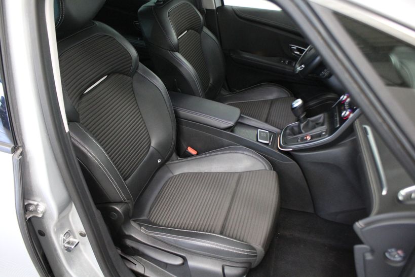 RENAULT GRAND SCENIC IV BUSINESS 2020 - Photo n°8