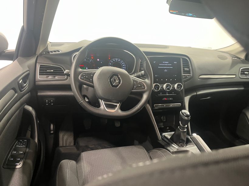 RENAULT MEGANE IV BERLINE 2022 - Photo n°33